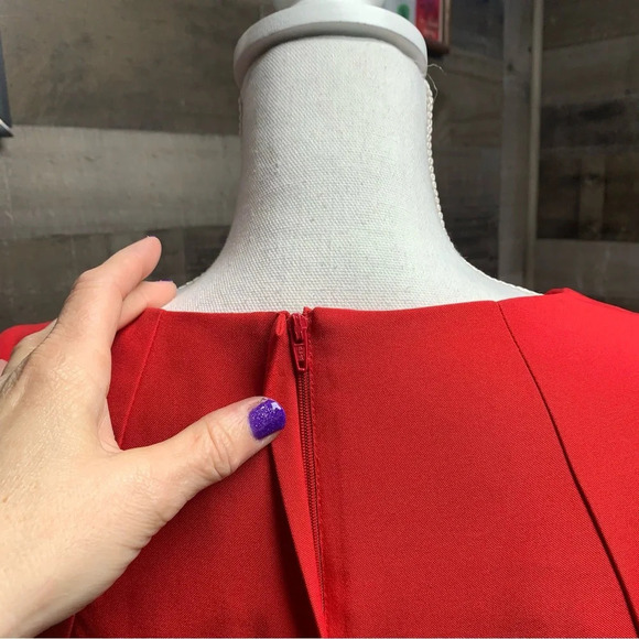 Dorothy Perkins size 12 bright red dress cap sleeves  hidden back zipper - Picture 4 of 8